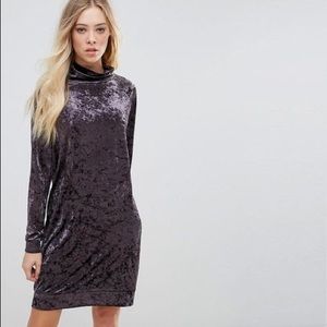 NWT Midnight Blue Crushed Velvet Mockneck Dress